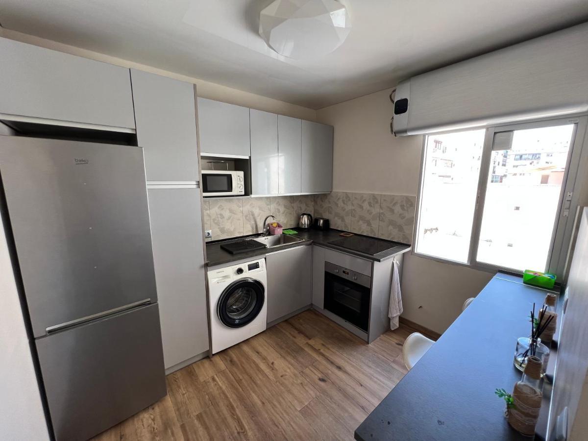 Genuar Apartments Malaga Center. Free Parking Экстерьер фото